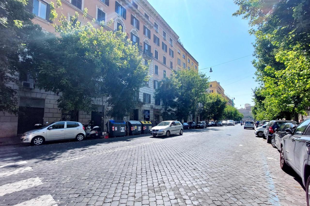 Divine Vatican View Apartment Рим Екстер'єр фото